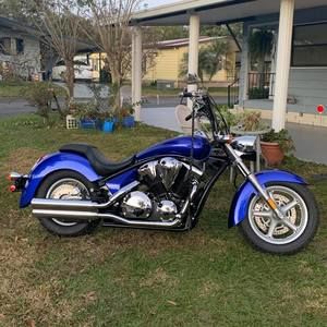 Meet your Posher, Clinton